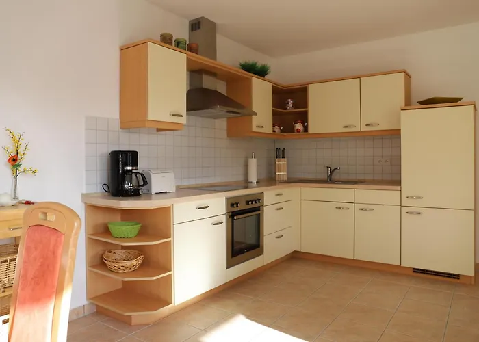 69 3, Sanddornweg 3 B *